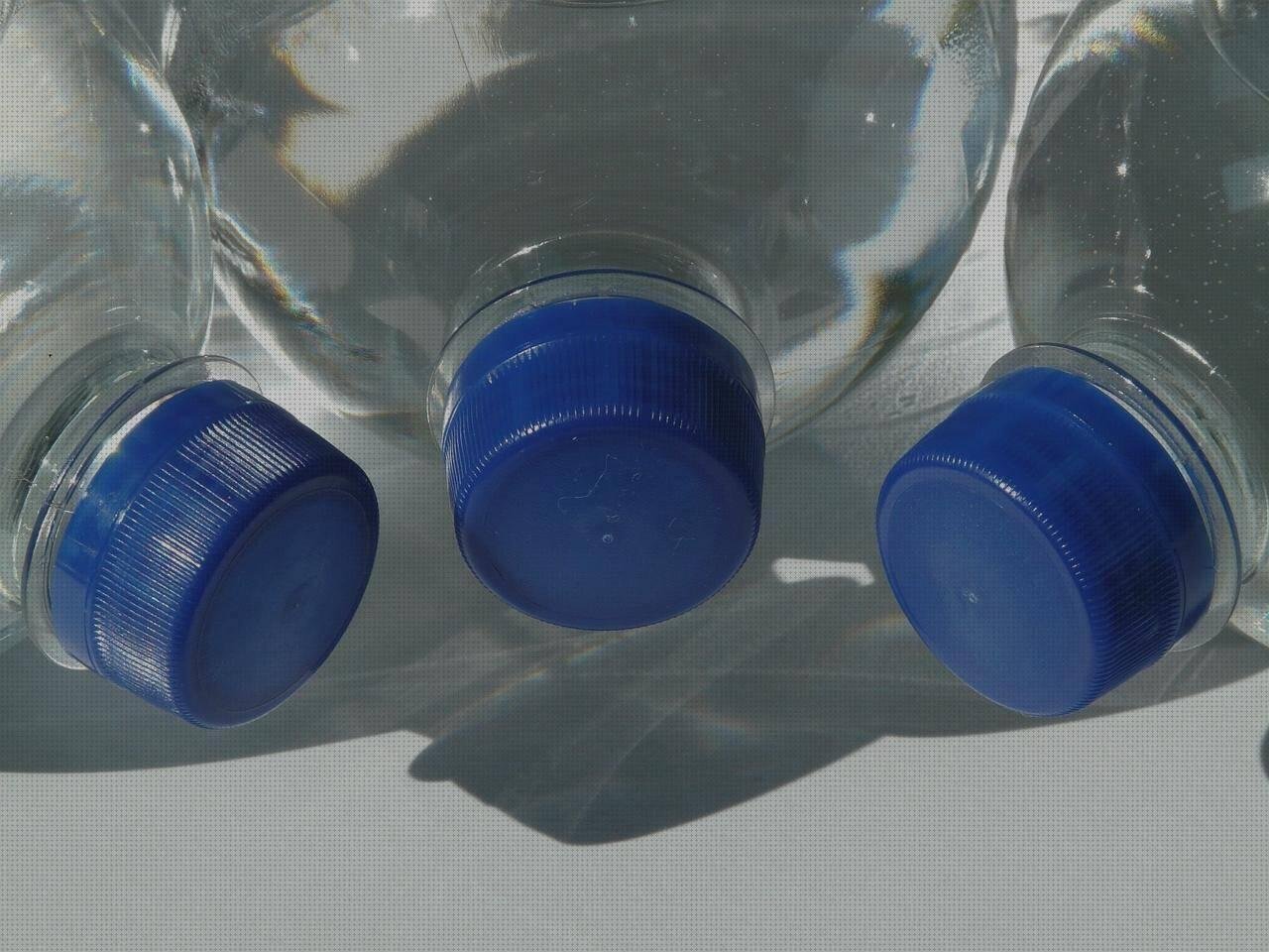 Review de botella de plástico con sosa caustica