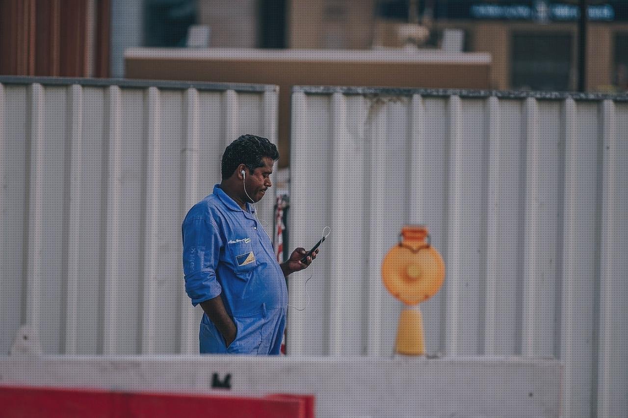 ¿Dónde poder comprar botes botes de plástico con pincel?