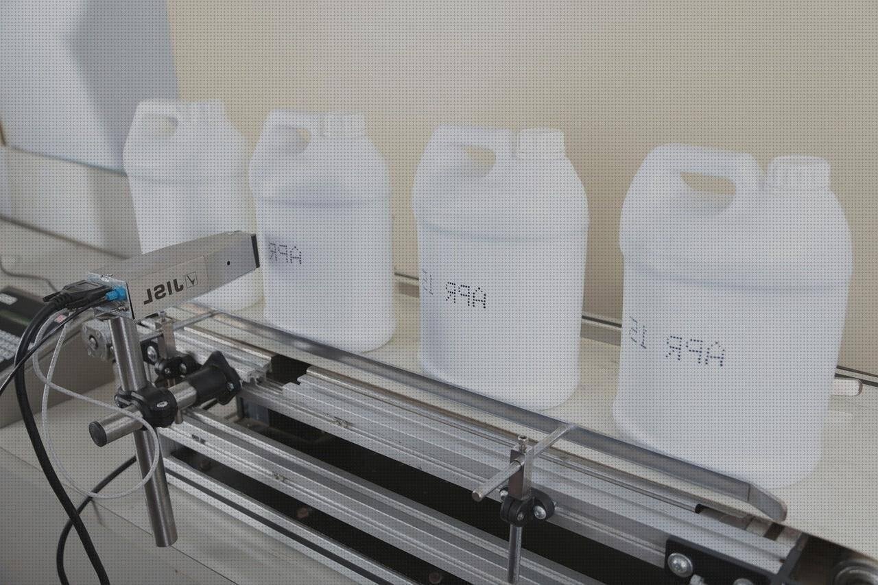 ¿Dónde poder comprar botes botes de plástico spray?