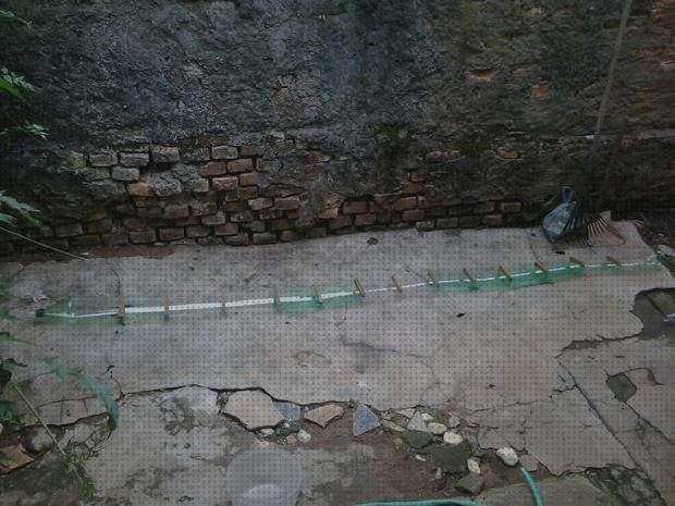 Las 5 Mejores Canaletas Con Botellas De Plásticos