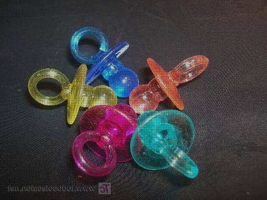¿Dónde poder comprar chupetes de plastico?