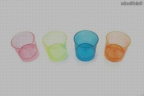 Review de chupitos de plástico de colores