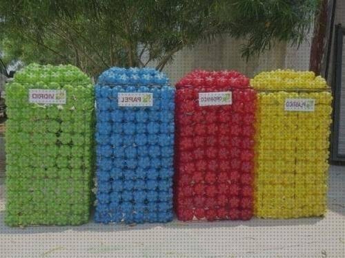 Review de contenedores hechos con botellas de plástico