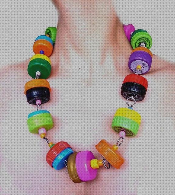 Los mejores 4 Disfraces Con Tapones De Plásticos