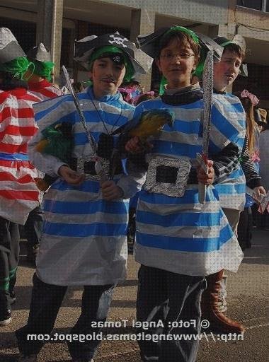 Review de disfraces de piratas con bolsas de plástico