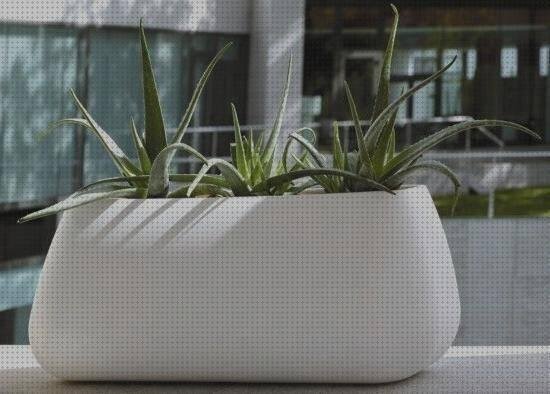 ¿Dónde poder comprar jardineras jardineras plastico resina?