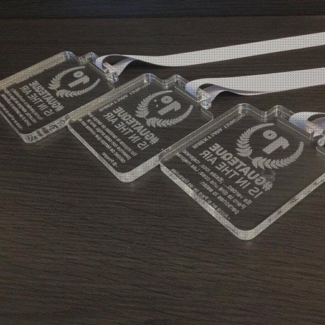 Review de metacrilato grabado laser