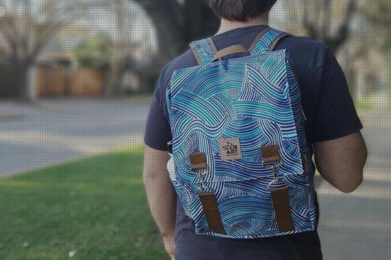 Review de mochilas hechas con botellas de plástico