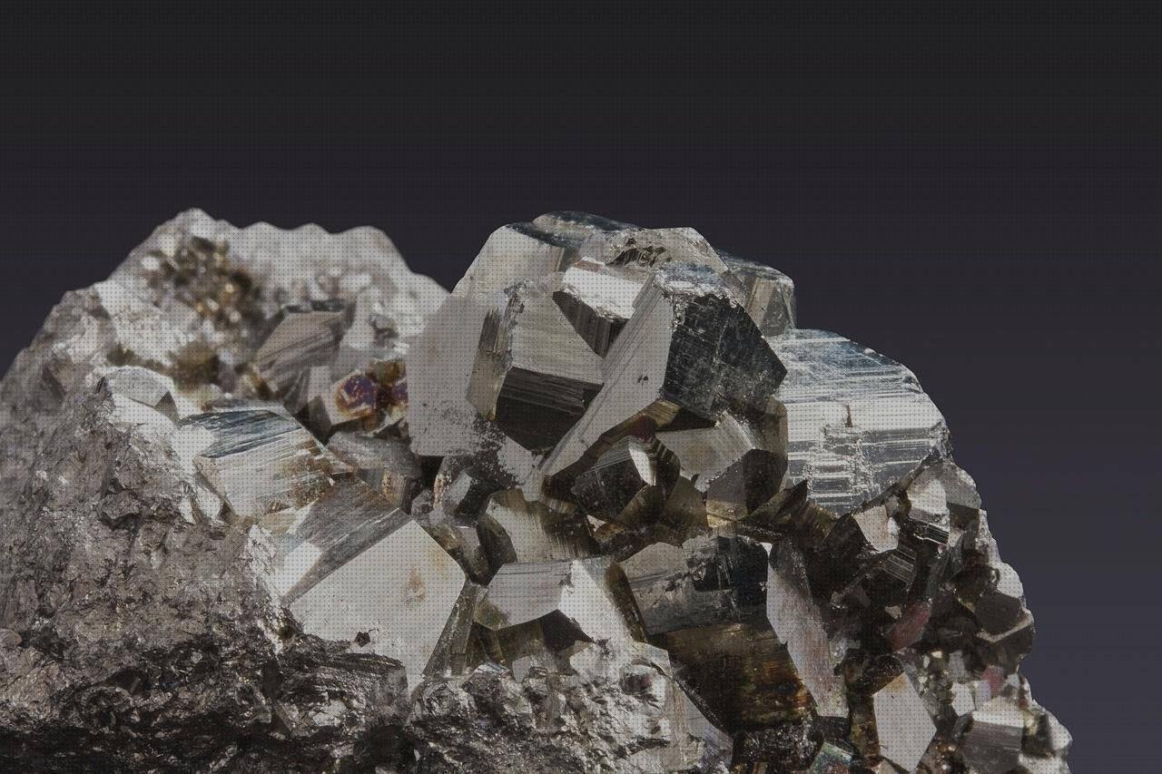 ¿Dónde poder comprar policarbonato opal cubrecanto melamina negro cubrecanto de plástico flexible plancha policarbonato opal?