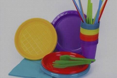 Review de platos y vasos de plástico