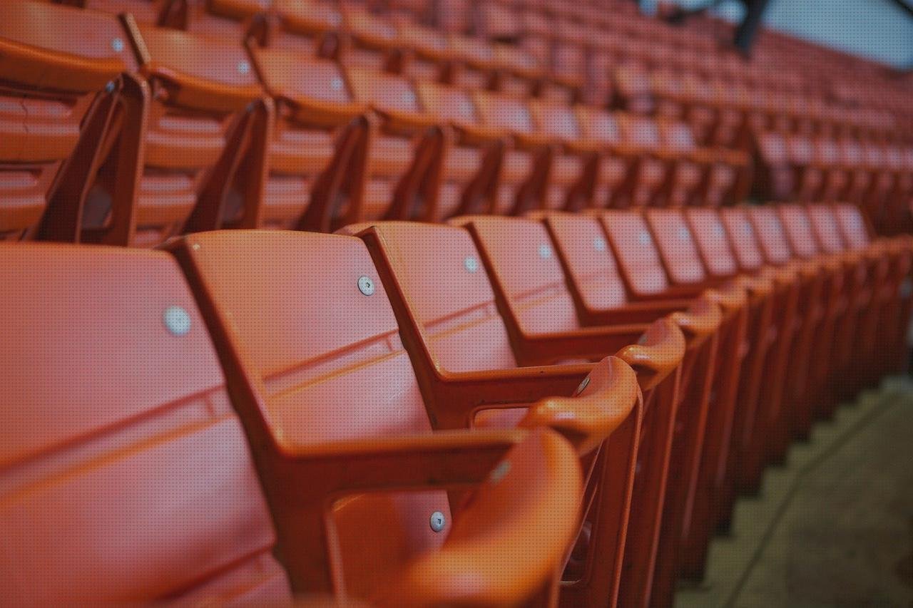¿Dónde poder comprar sillas plastico silla de plástico rosa?