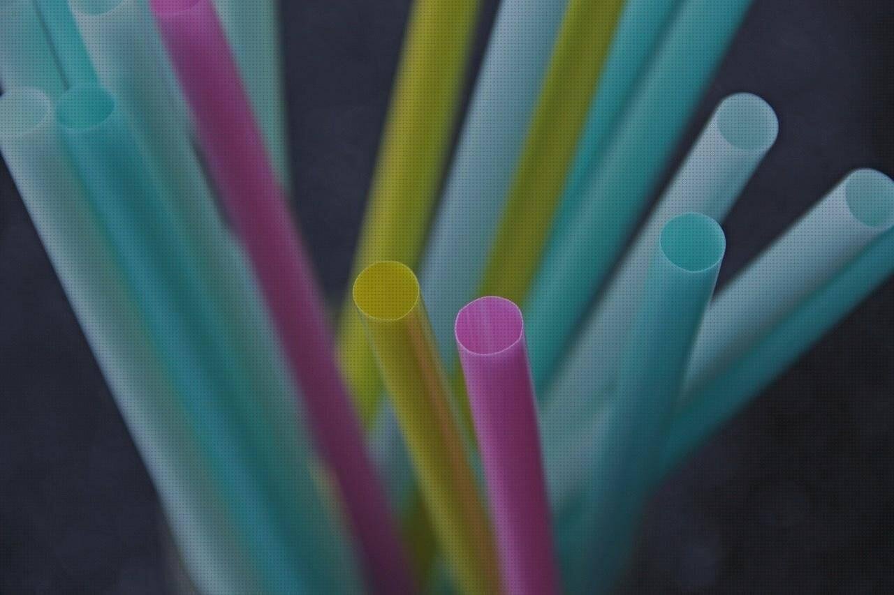 ¿Dónde poder comprar vasos vasos de plástico color neon?