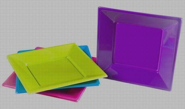 ¿Dónde poder comprar vasos vasos y platos de plastico de colores?